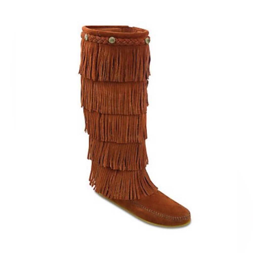 Minnetonka Women's Five-Layer Fringe Boots| Size 9